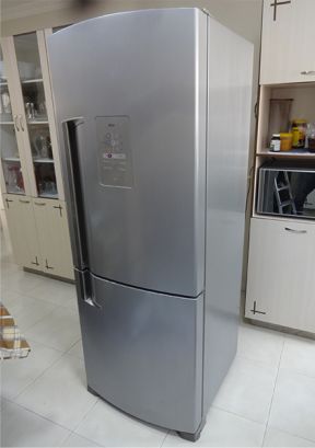 Adesivo metálico para geladeira